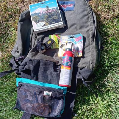 Jansport Day hike bag with bear away bell and spray