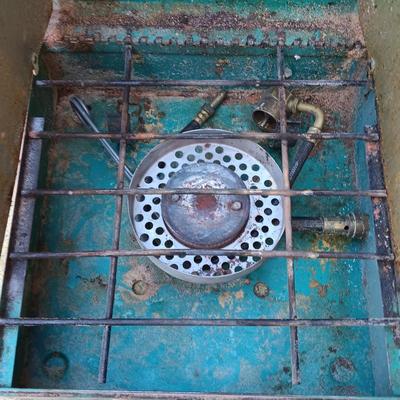 Vintage benzo-Matic propane camp cook stove with lantern