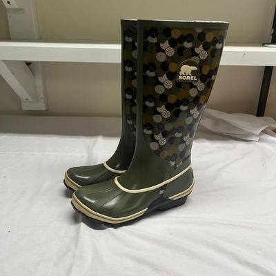 Sorel  Hiking & Rubber Boots Size 11 & 7 (S-MG)