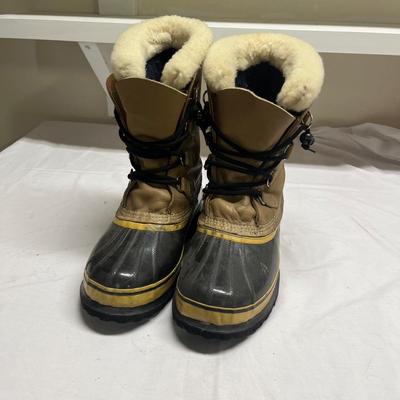 Sorel  Hiking & Rubber Boots Size 11 & 7 (S-MG)