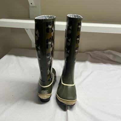 Sorel  Hiking & Rubber Boots Size 11 & 7 (S-MG)