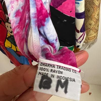 US Sherpa, Pure Silk & More Scarves Plus Belts (PC2-RG)