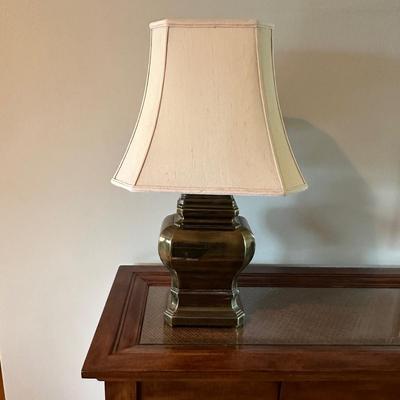 Large and Small Brass Lamps (LR-KL)