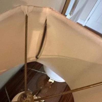 Large and Small Brass Lamps (LR-KL)