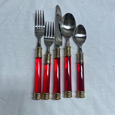 Lenox Plates & Christmas Table Ware (S-MG)