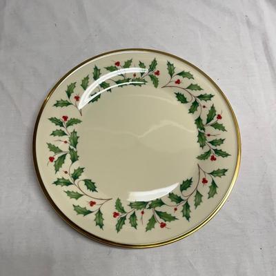 Lenox Plates & Christmas Table Ware (S-MG)
