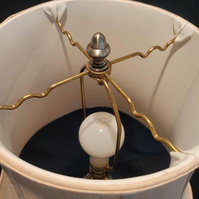 Decorative Metal Table Lamp (LR-DW)