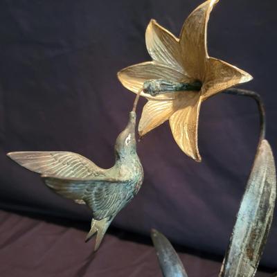 Metal Floral and Hummingbird Statue (LR-DW)