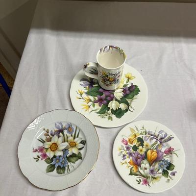 Email De Limoges Plates & More Floral Dishes (S-MG)