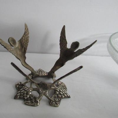 Unusual Crackle Glass Bowl in Metal Holder With Three Angels