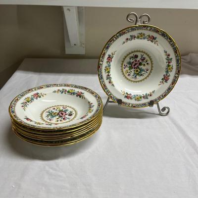 Eight Coalport Bone China Bowls in Ming Rose Pattern (S-MG)