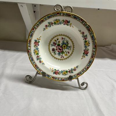 Eight Coalport Bone China Bowls in Ming Rose Pattern (S-MG)