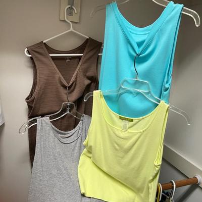 Orvis, Lands End & More Fleeces, Teeâ€™s Plus More- Size M, S, L (PC2-RG)