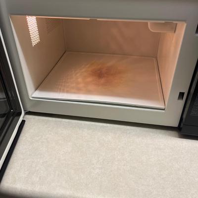 Kenmore Mini Refrigerator & Magic Chef Microwave (S-MG)