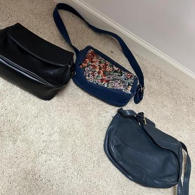 Womenâ€™s Purses (PC2-RG)