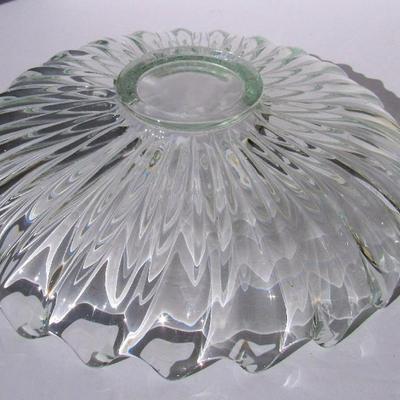 Lot 47:  Large Vintage Clear Serving Bowl
