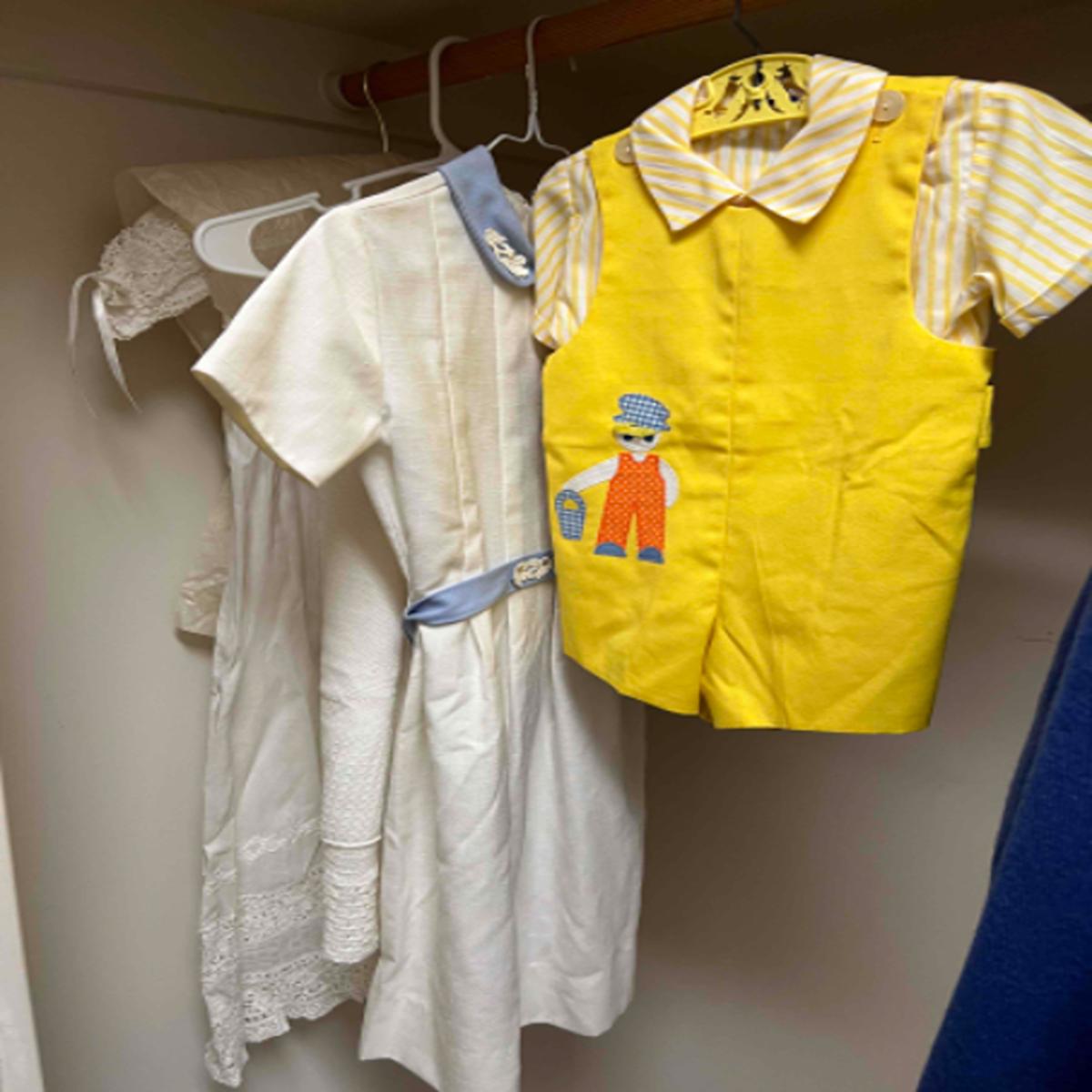 Children’s Vintage Clothes (PC2RG)