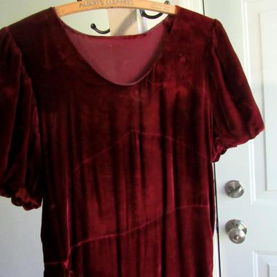 Lot 51: Vintage Maroon Velvet Dress With Rhinestone Belt Buckle In Belt