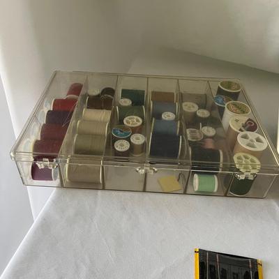 Singer Sewing Machine & Accessories (B1-MG)