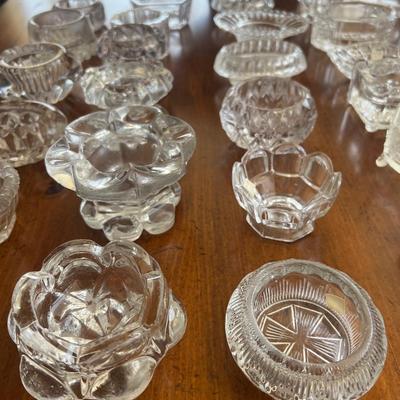 Lot of 31 Larger Salts