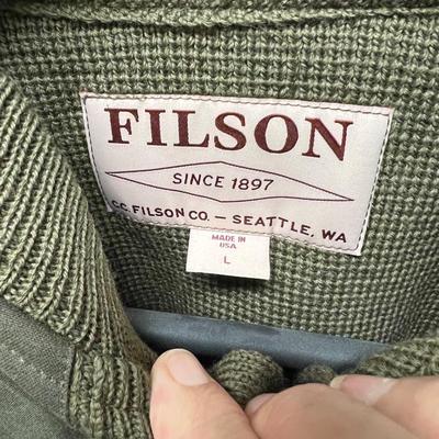 Filson, Patagonia & More Menâ€™s Outerwear Plus Sweaters Size L (PC1-RG)