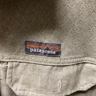 Filson, Patagonia & More Menâ€™s Outerwear Plus Sweaters Size L (PC1-RG)
