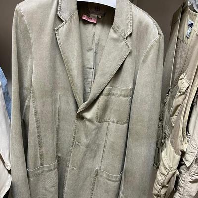 Filson, Patagonia & More Menâ€™s Outerwear Plus Sweaters Size L (PC1-RG)