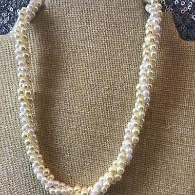 Baby Yellow and White Beaded Necklace. Vintage