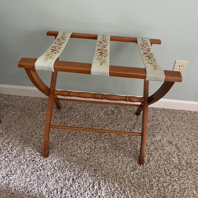 Half Round Table & Suitcase Stand (B1-MG)