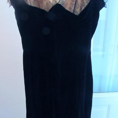 Lot 56:  Vintage 1940-50s Black Velvet Dress With Black Lace