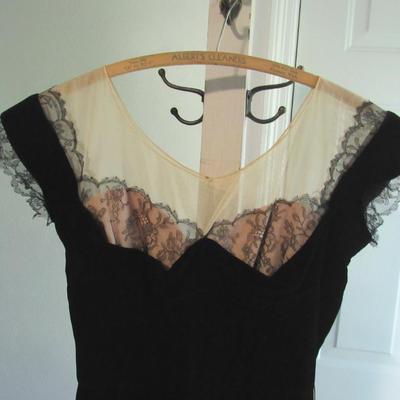 Lot 56:  Vintage 1940-50s Black Velvet Dress With Black Lace