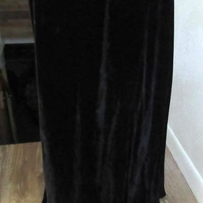 Lot 56:  Vintage 1940-50s Black Velvet Dress With Black Lace