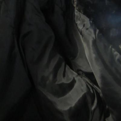 Lot 70: Vintage Ladies Black Velvet Long Sleeved Short Cape Jacket