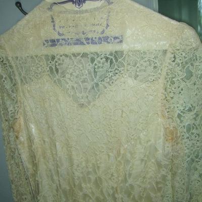 Lot 83: Antique Wedding Dress, Off White, Overall Lace, Nice Train
