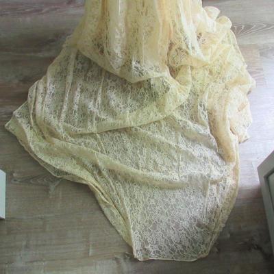 Lot 83: Antique Wedding Dress, Off White, Overall Lace, Nice Train