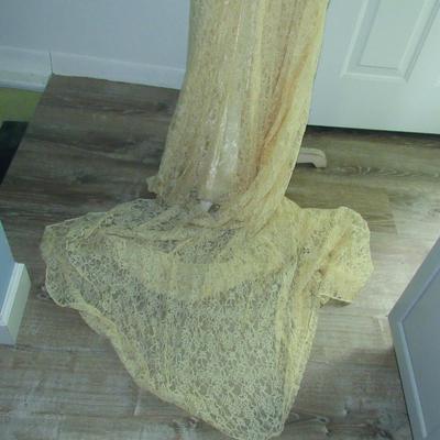 Lot 83: Antique Wedding Dress, Off White, Overall Lace, Nice Train