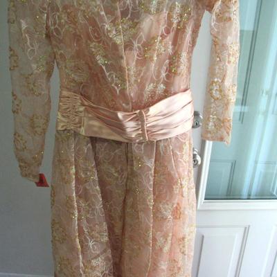 Lot 85: Farinae Collection, Vintage Ladies Fancy Gown, Pink Dress With Sequinned Lace, Size 12