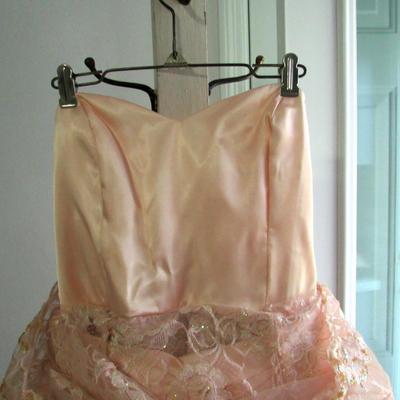 Lot 85: Farinae Collection, Vintage Ladies Fancy Gown, Pink Dress With Sequinned Lace, Size 12