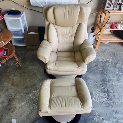 Lane Swivel Recliner chair and ottoman