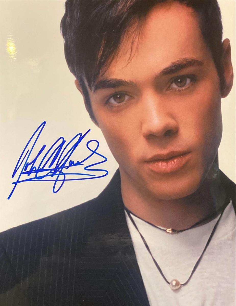 John Hensley Signed Photo | EstateSales.org