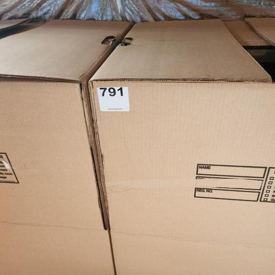 3 Large Wardrobe Clothing Storage Moving Boxes with Hanger Rail