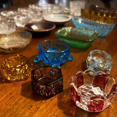 Lot of 28 Salts