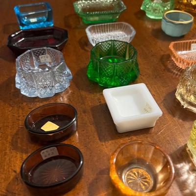 Lot of 22 Salts
