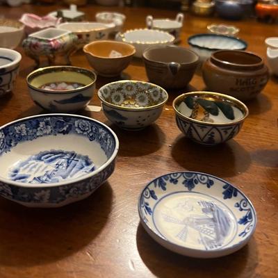 Lot of 27 Salts