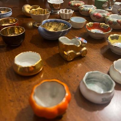 Lot of 26 Salts