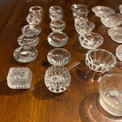 Lot of 28 Salts