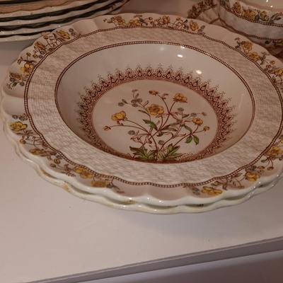 Beautiful Copeland Spode England China "Buttercup" Compete setting for Four