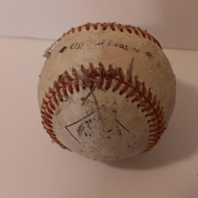 Vintage 1940's baseball glove with Antique photo of Baseball players