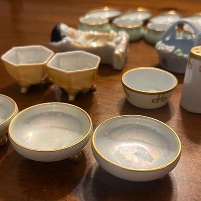 Lot of 26 Salts