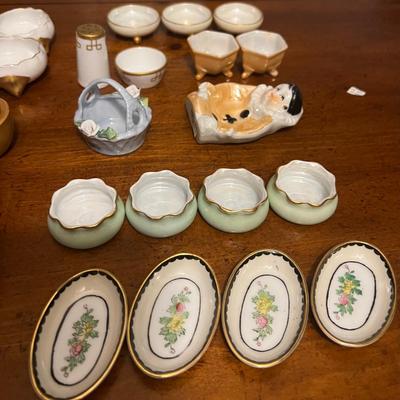 Lot of 26 Salts